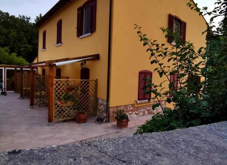 اتاق استاندارد, B&b La Fucinaia Pet Friendly Adults Only