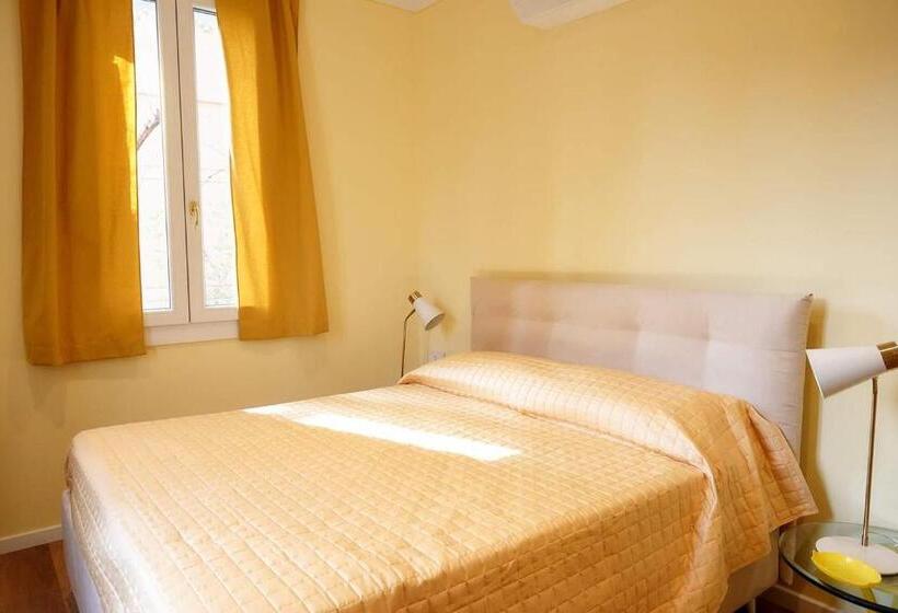 اتاق استاندارد, Meuble' 21 Di Anna