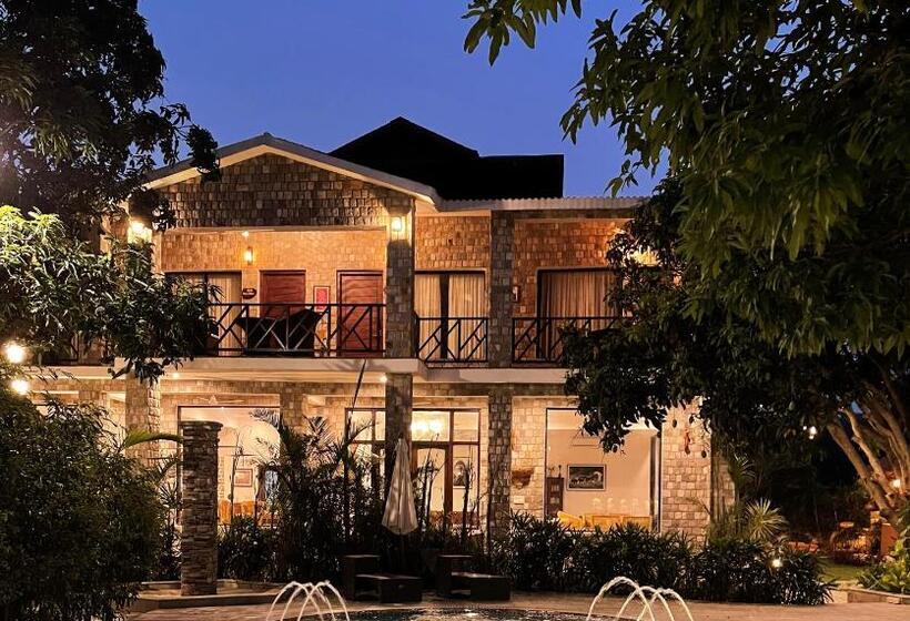 프리미엄 룸, Tree Of Life Vanvilas Riveredge Corbett