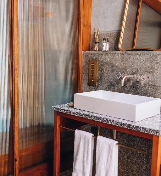 Стандартный Номер Кровать Кинг, Kizikula