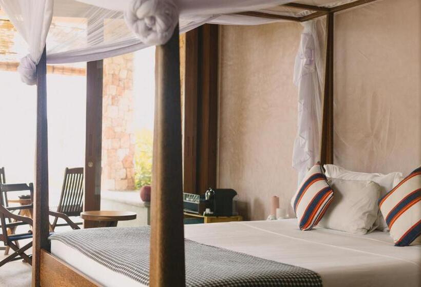 Номер Стандарт Вид на Море, Kizikula