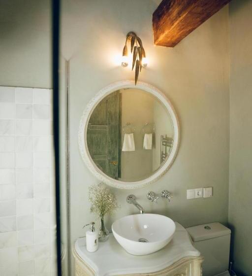 سوئیت پرزیدنت, La Corrala Del Realejo