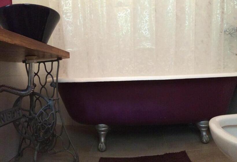 Номер Стандарт Вид на Сад, Como Entonces