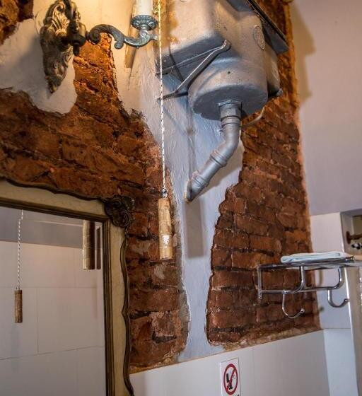 Номер Стандарт Вид на Сад, Como Entonces