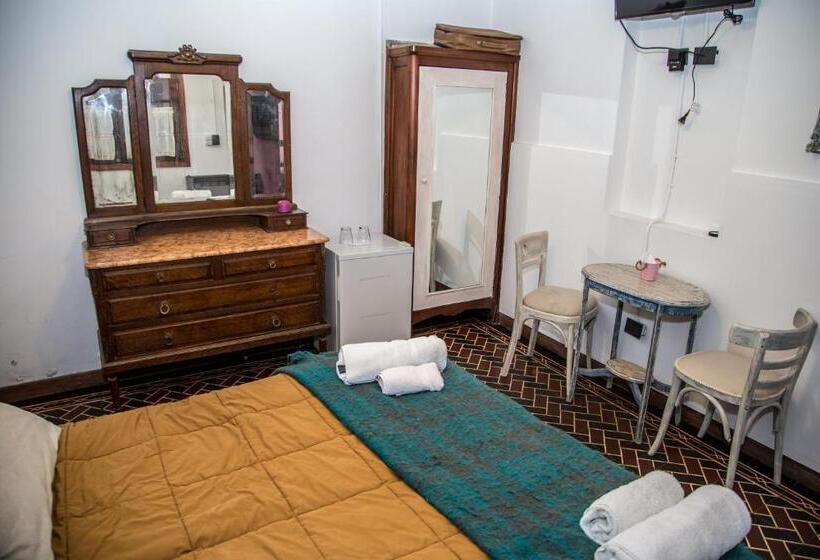 Номер Стандарт Вид на Сад, Como Entonces