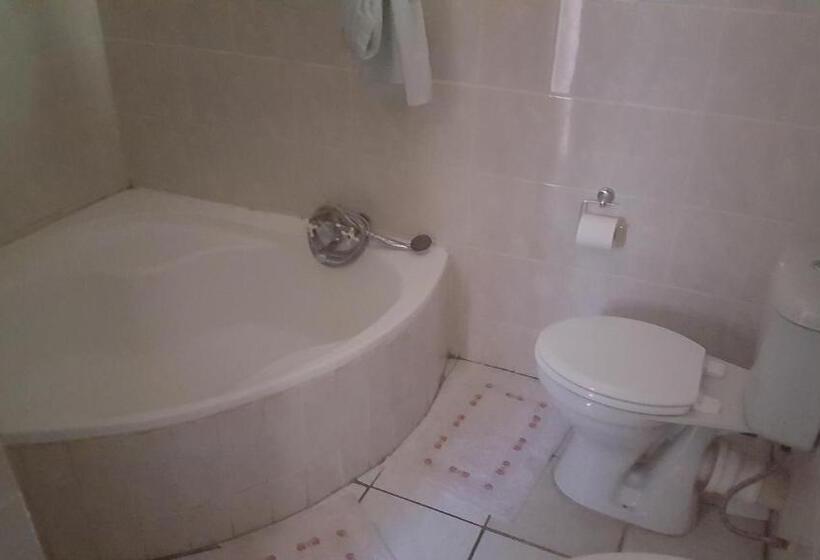 스탠다드 트리플 룸, Amberlight Self Catering Accommodation