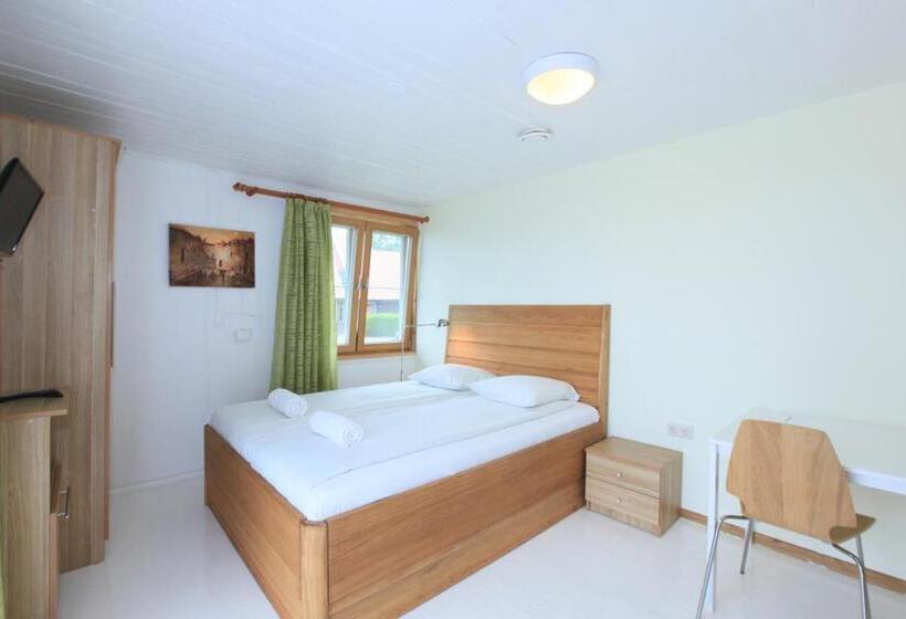 استودیو استاندارد با بالکن, Vila Inga