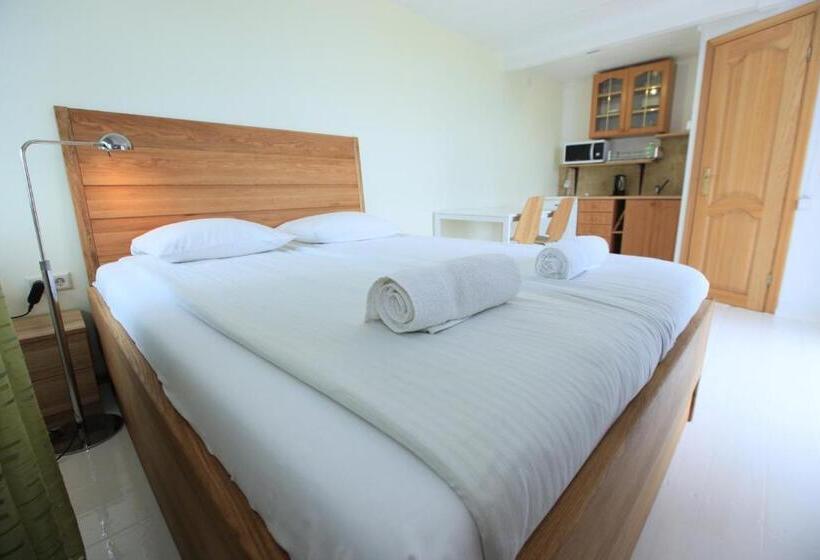 استودیو استاندارد با بالکن, Vila Inga