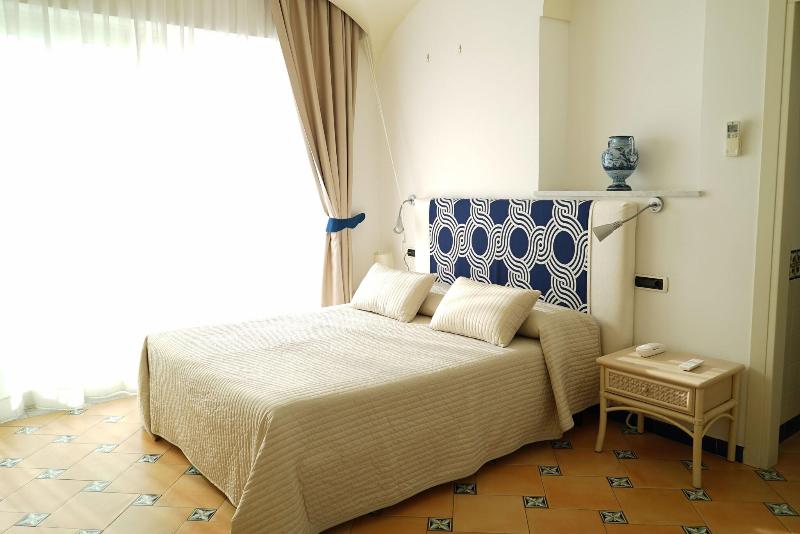 オーシャンビュージュニアスイート, Bellevue Suite