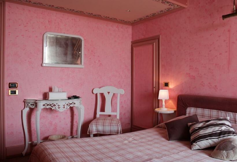 Номер Стандарт, Colonne