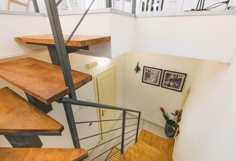 テラス付き１ベッドルームアパートメント, Como