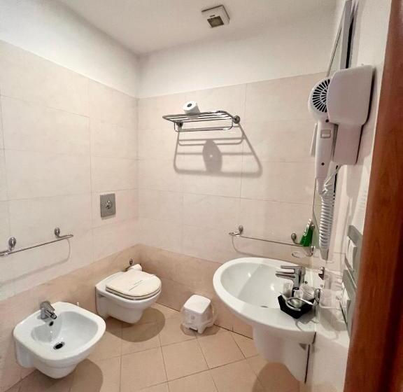 エコノミールーム, Como