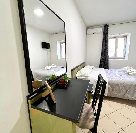 スタンダードルーム, Como