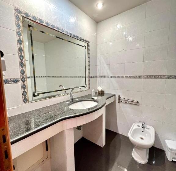 スーペリアールーム, Como