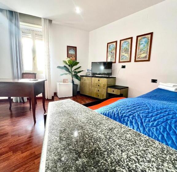 デラックスの４人部屋, Como