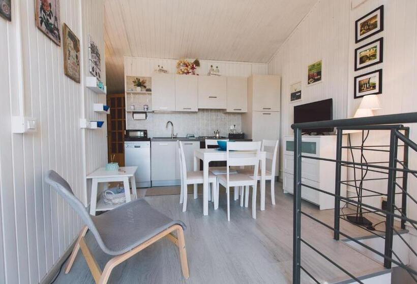 テラス付き１ベッドルームアパートメント, Como