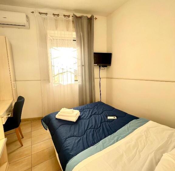 エコノミールーム, Como