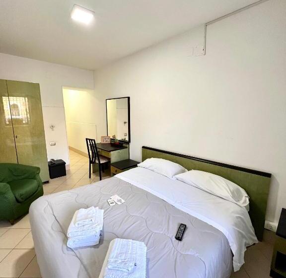 スタンダードルーム, Como