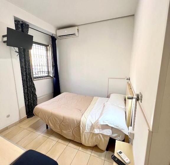 シングルデラックスルーム, Como