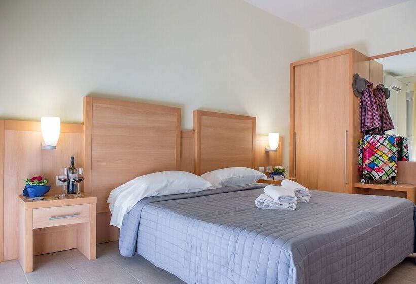 스탠다드 트리플 룸, Foresteria