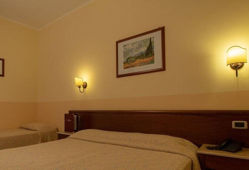 Трехместный Номер Классика, Gangi