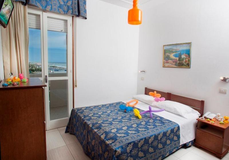 Apartament z 1 Połączoną Sypialnią, King