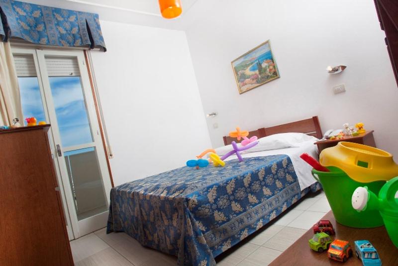 Apartament z 1 Połączoną Sypialnią, King