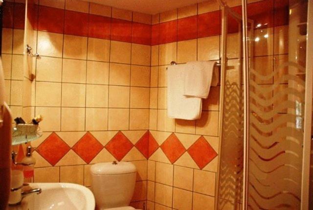 סוויטה, Kynaitha