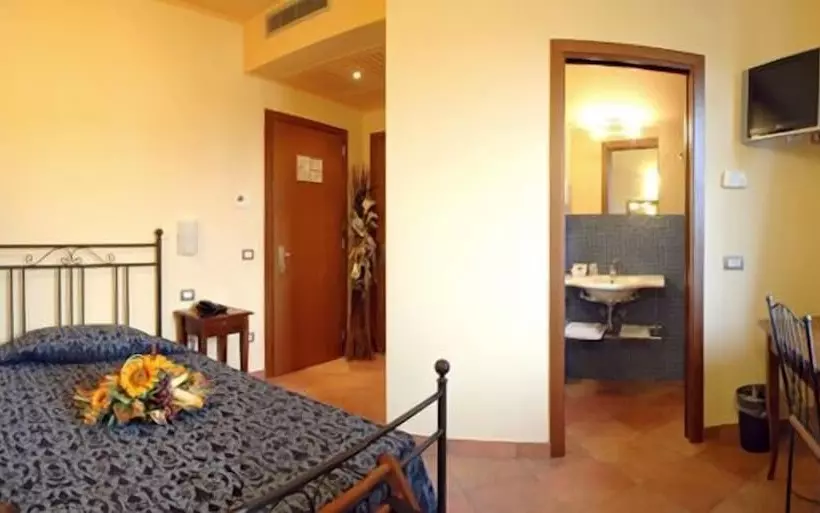 اتاق استاندارد یک نفره, Marzia