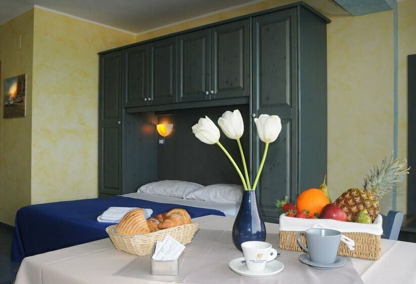 스탠다드 스튜디오, Oasi Azzurra