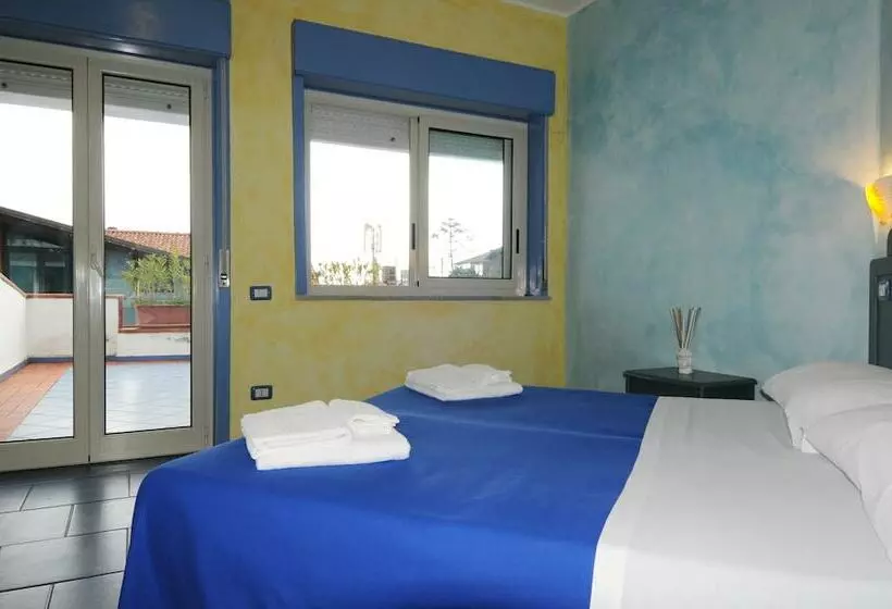 آپارتمان 2 خوابه, Oasi Azzurra