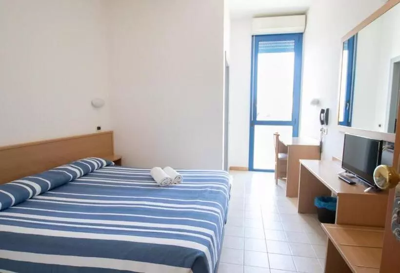 Pokój Ekonomiczny, Piccolo