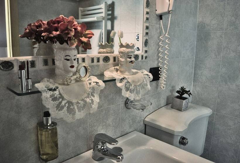 Номер Стандарт Трехместный, Victoria