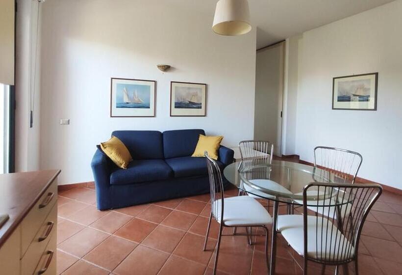 آپارتمان 1 خوابه با چشم‌انداز باغ, Villa Delle Palme