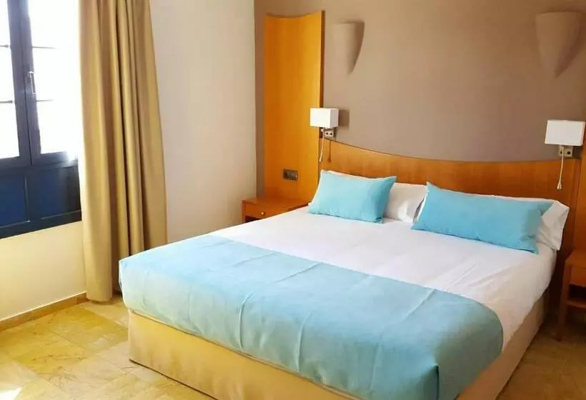 ویلای 2 خوابه با چشم‌انداز دریا, Coral Beach