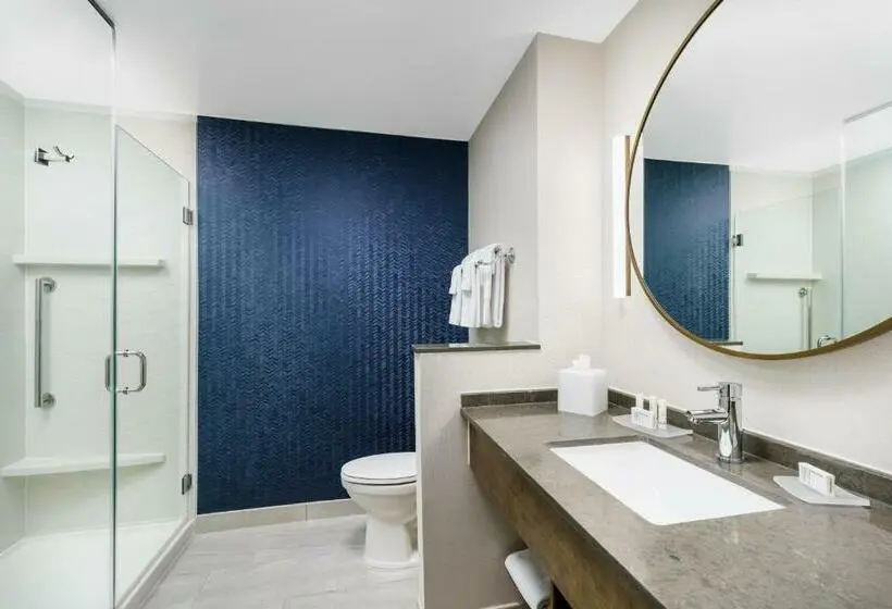 キングサイズベッドのスタンダードルーム, Fairfield Inn & Suites By Marriott Oakhurst Yosemite