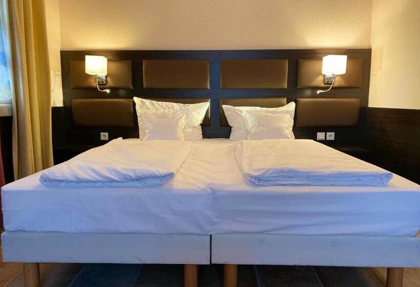 חדר משפחתי, Vintage