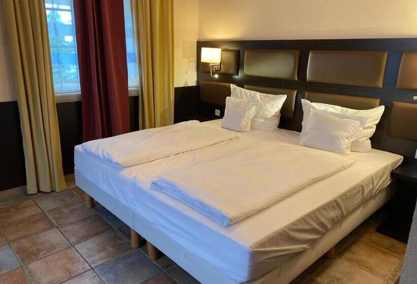 חדר סטנדרט לשלושה, Vintage