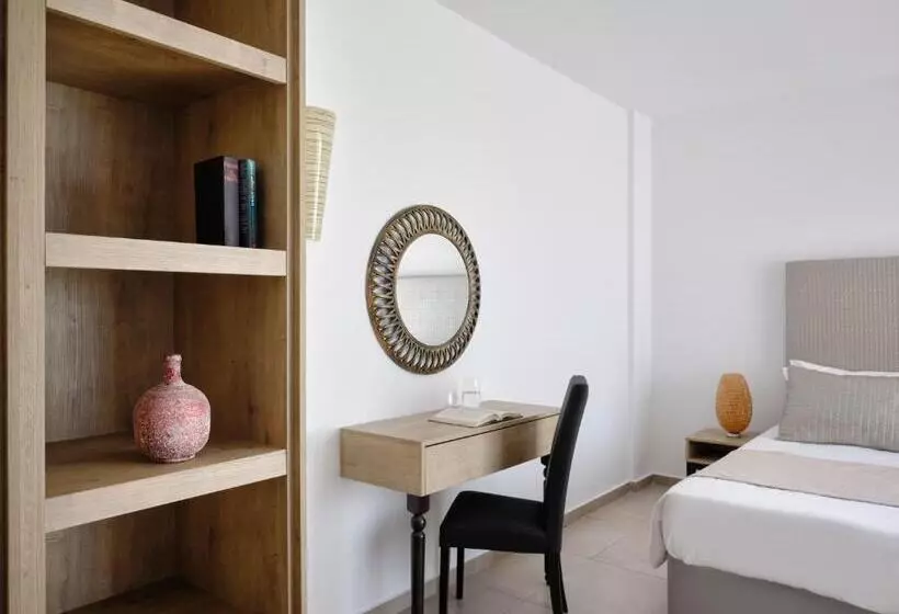 سوییت, Atlantica Panthea Resort