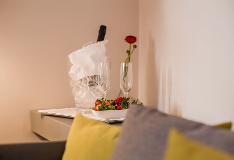 Номер Комфорт, Casa Poli