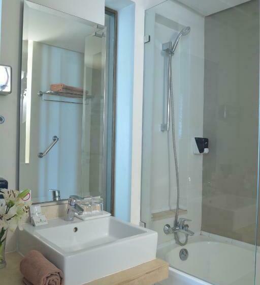 オーシャンビュースタンダードルーム, Club Palm Azur Families And Couples