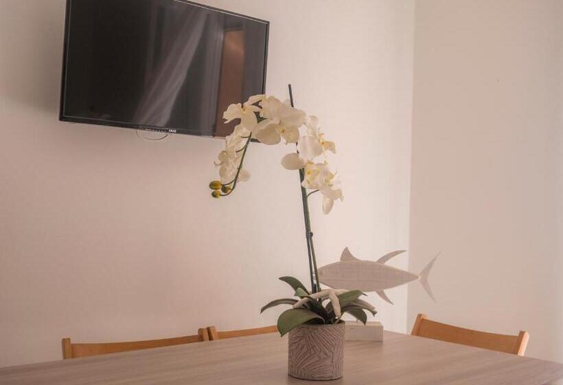 Апартаменты 1 Спальня с Террасой, Continental