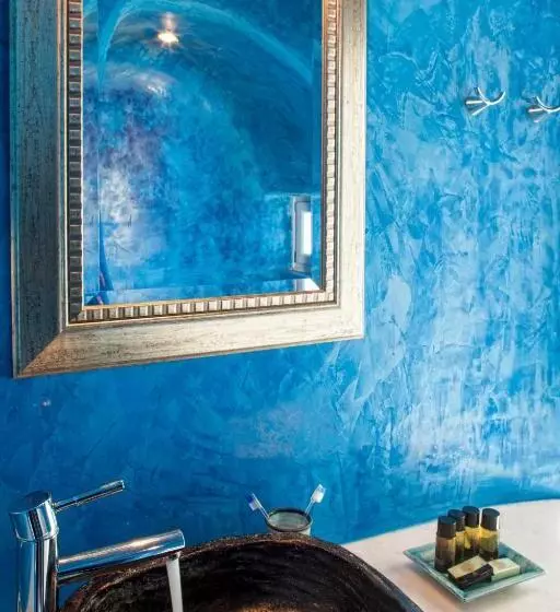 スイート, Ikastikies Suites