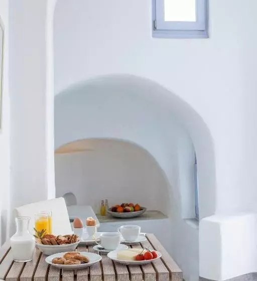 スイート, Ikastikies Suites