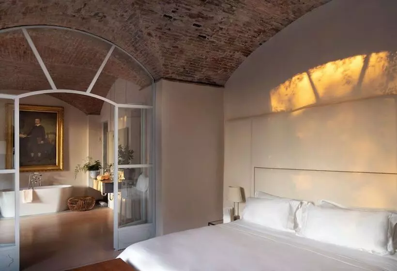 سوییت, Il Salviatino Firenze