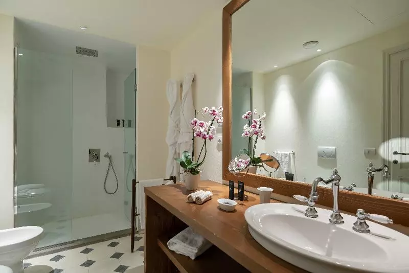 سوییت, Il Salviatino Firenze