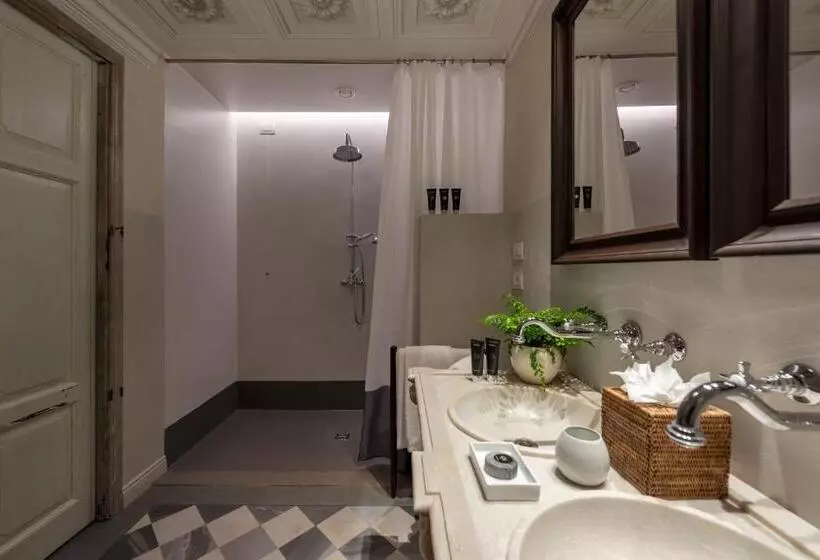 سوییت جونیور, Il Salviatino Firenze