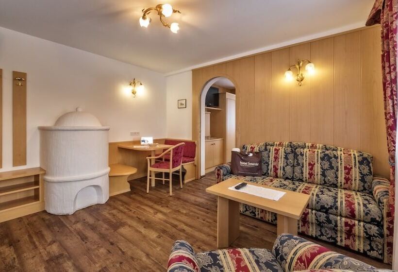 סוויטה, Interski