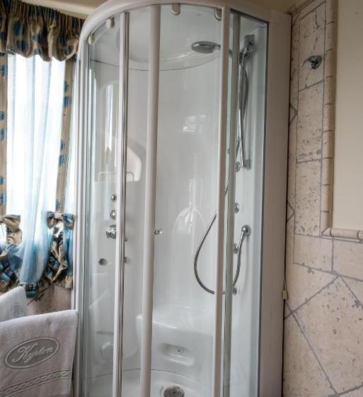 バルコニー付きシングルスタンダードルーム, Kyrton