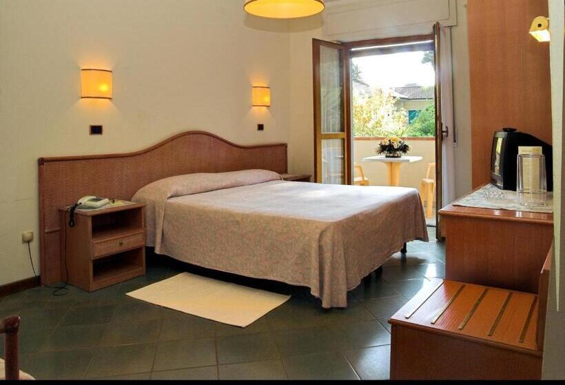 バルコニー付きシングルスタンダードルーム, Kyrton